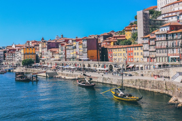 Start a business in portugal, Porto