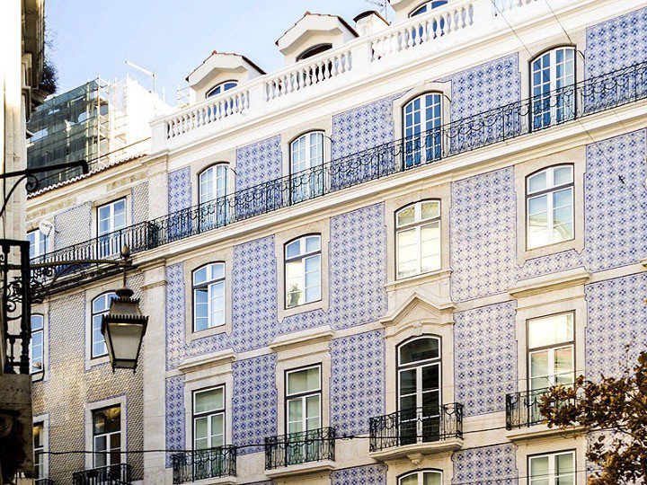 Build a startup in Lisbon