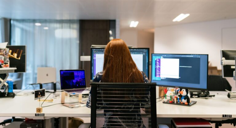 What to look for in a software development company cover