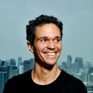 JFdS ChatGPT user who founded a company using the AI