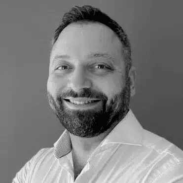 Adil Kurt-Elli, Synch